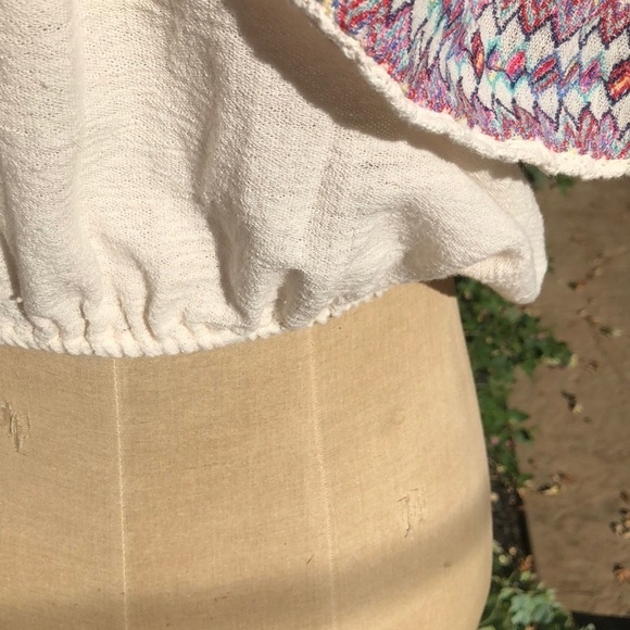 Billabong embroidered off the shoulder crop top - Picture 5 of 6